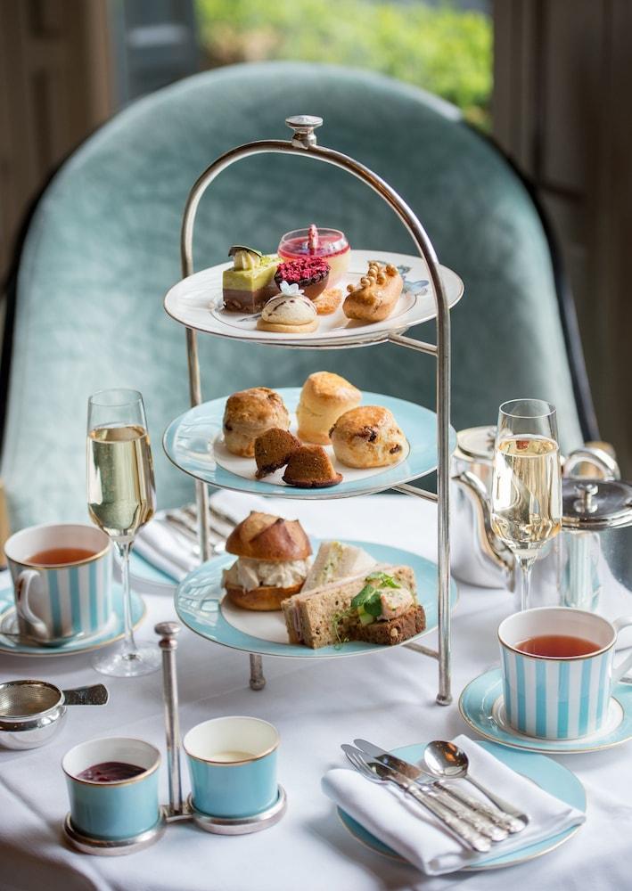 דבלין The Westbury Hotel מראה חיצוני תמונה Afternoon tea at the InterContinental London Park Lane