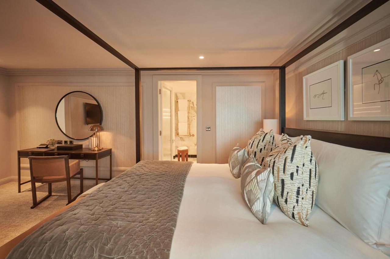דבלין The Westbury Hotel מראה חיצוני תמונה A bedroom at the hotel