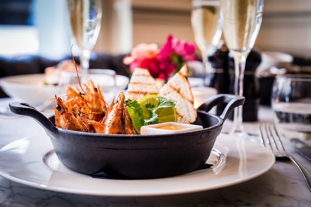 דבלין The Westbury Hotel מראה חיצוני תמונה A prawn dish at the restaurant