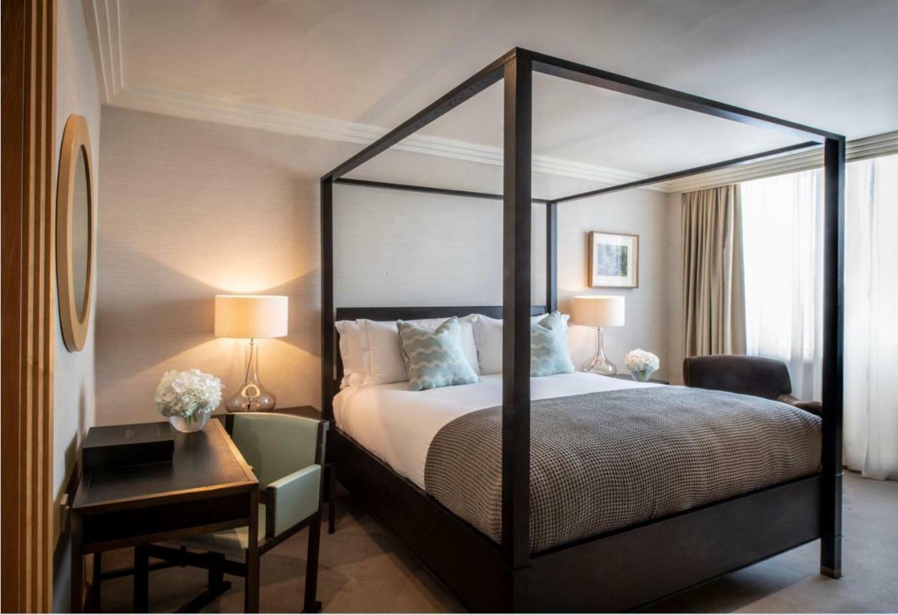 דבלין The Westbury Hotel מראה חיצוני תמונה A bedroom at the hotel